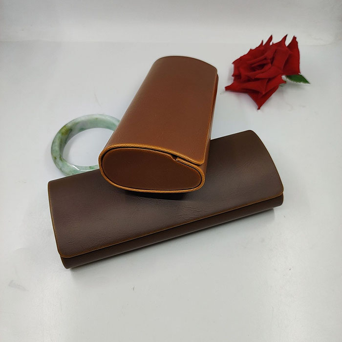821-1 Crazy Horseskin PU Leather Box - Vintage, Handmade, Portable